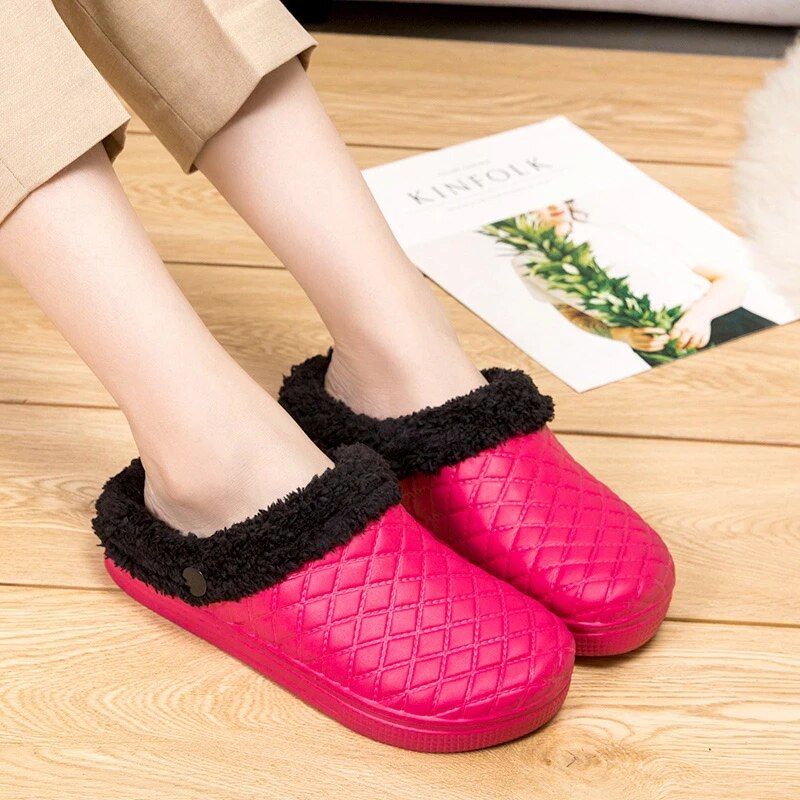 Triany Dla Obu Płci Slipper - Czarny