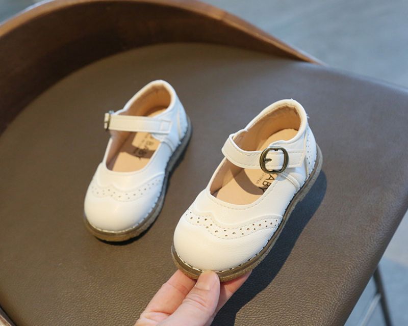 Vecna Dziewczęce Płaskie Buty - Biały